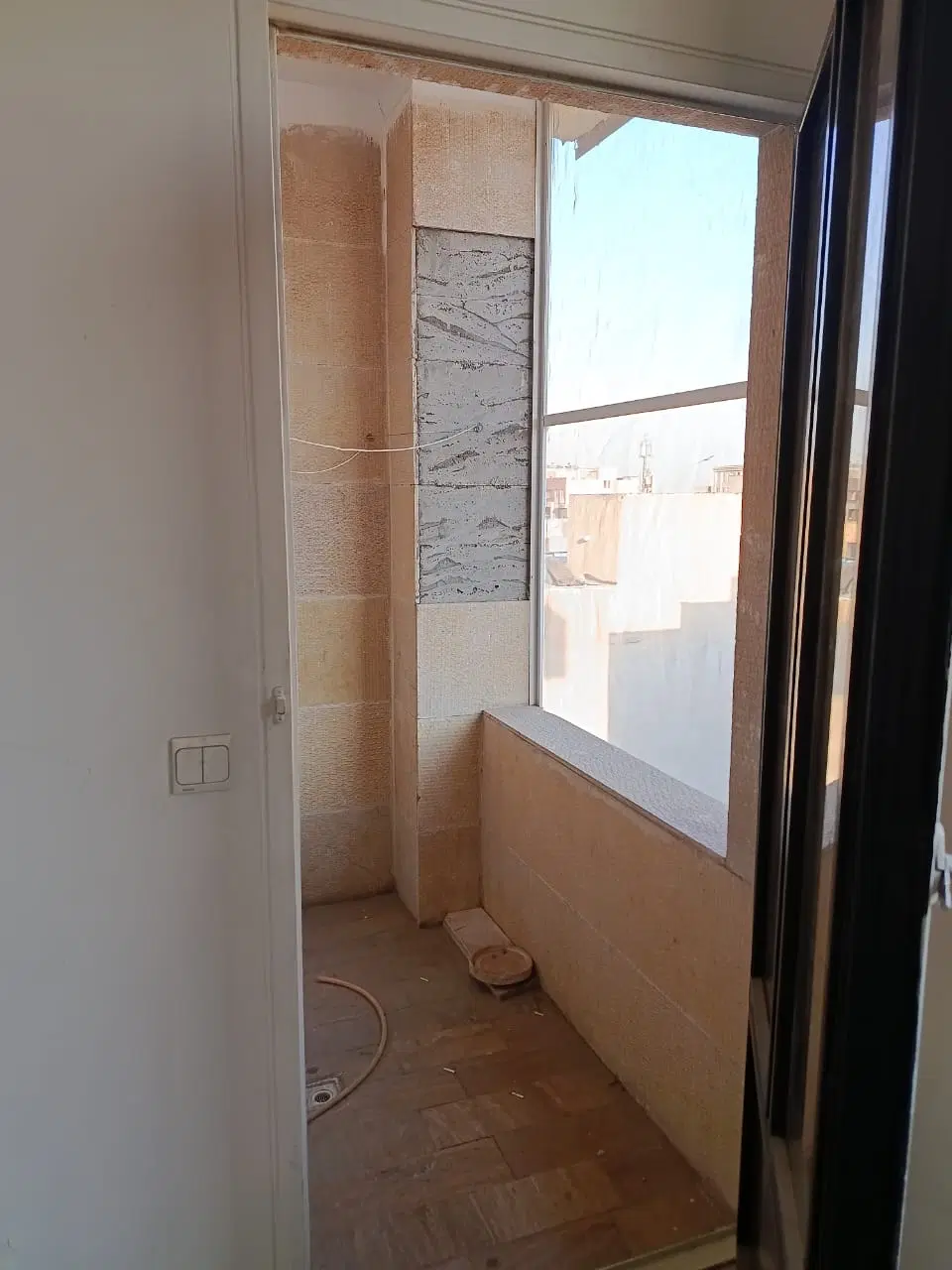 1خواب مستر با پارکینگ و آسانسور فول امکانات