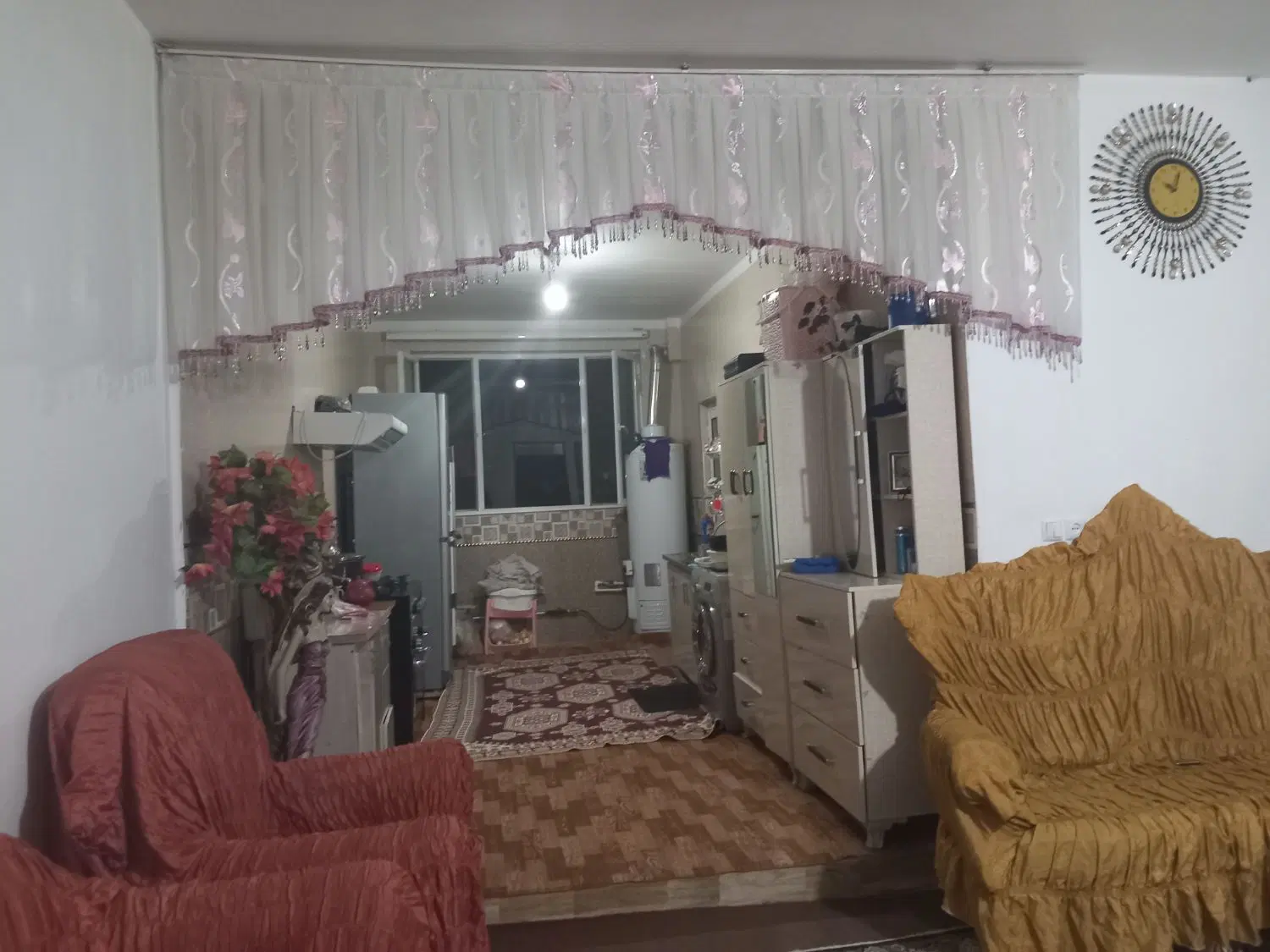 ساختمان ۲ طبقه راه جدا