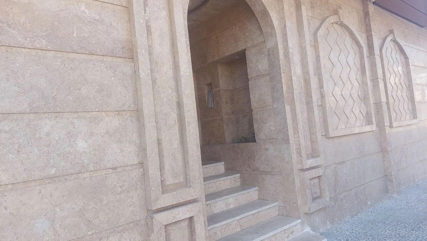 آپارتمان دو خوابه ویلاشهر.مکان و نقشه عالی