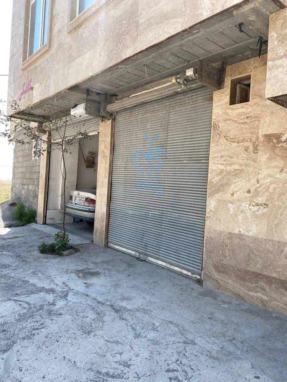 مغازه ۷۰ متری با آب و برق و گاز