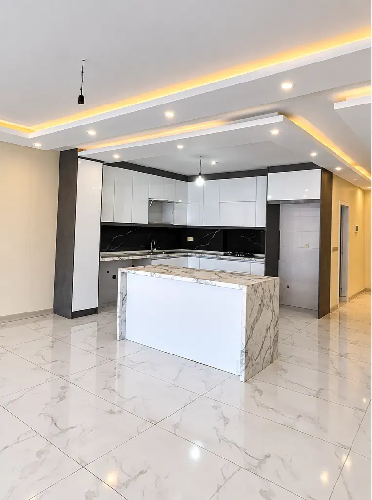 فروش آپارتمان ۱۵۰ متر شیک ۱ سال ساخت رباط سوم