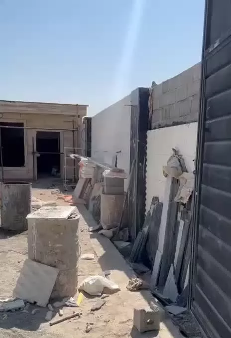 قواره 250متری داخل مجموعه ویلایی باشرایط ..خاص