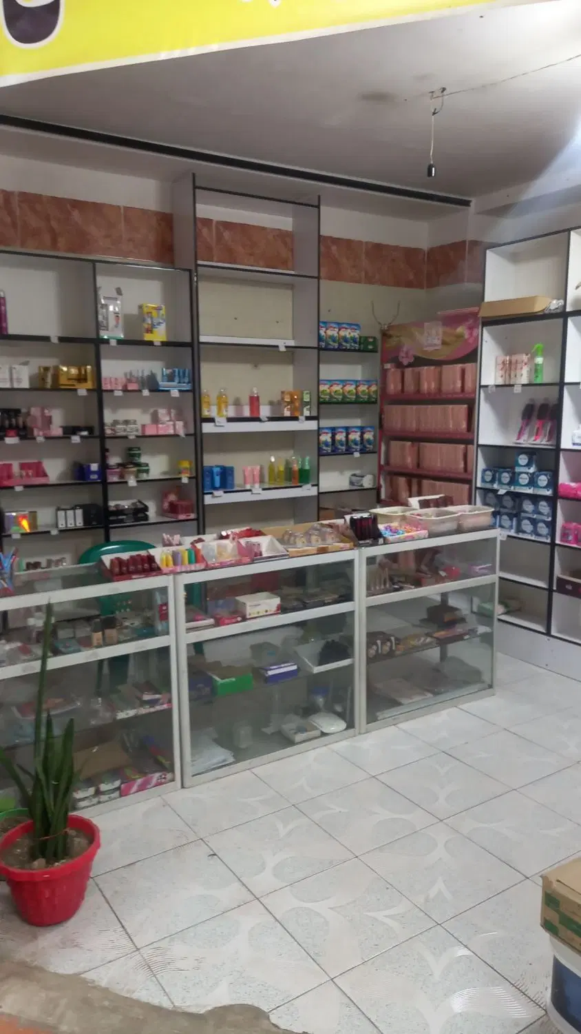 رهن و اجاره مغازه ۱۸ متری
