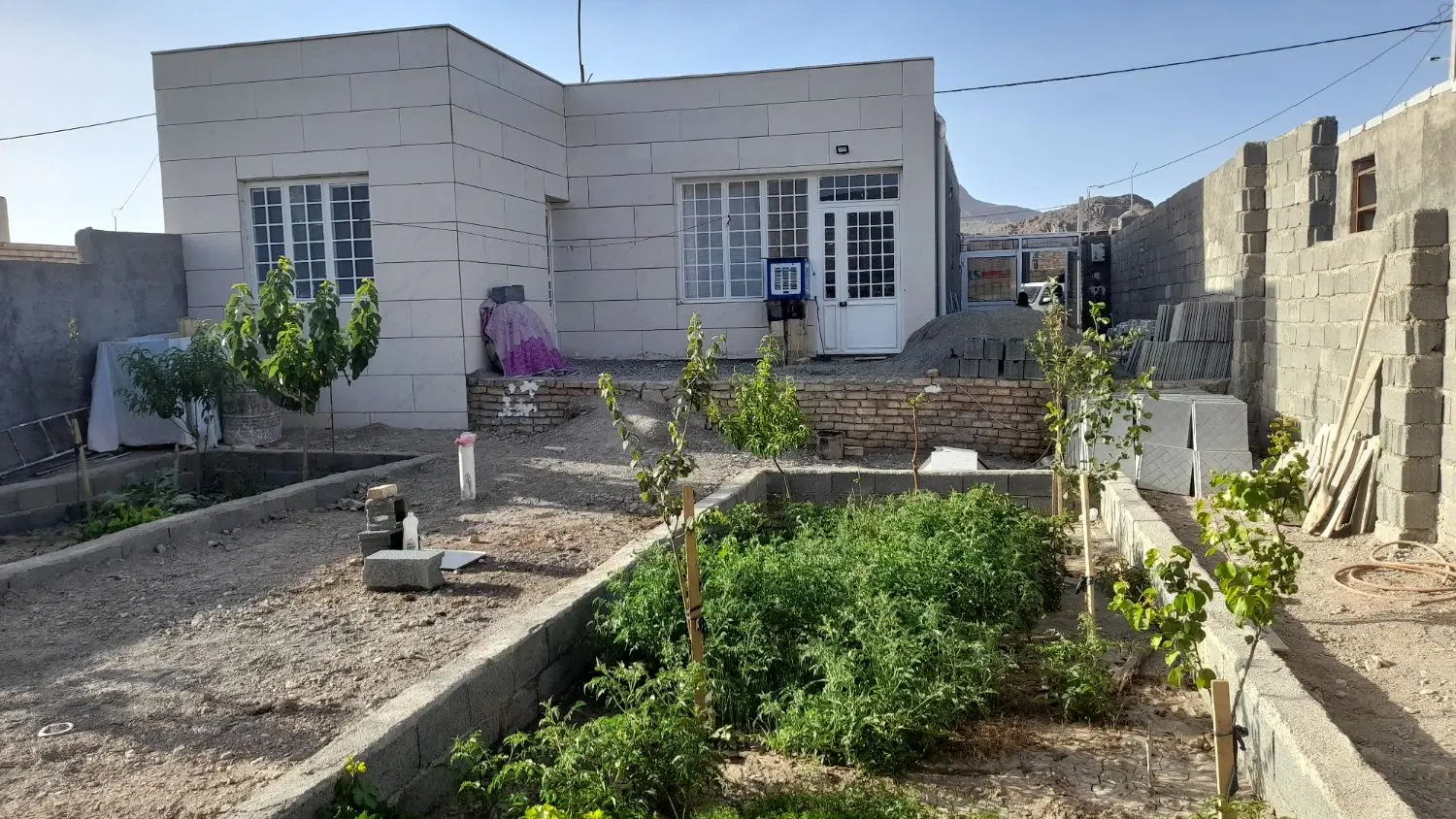 خانه ویلایی فروشی(یامعاوضخودرو) روستا گل فریز شهرک