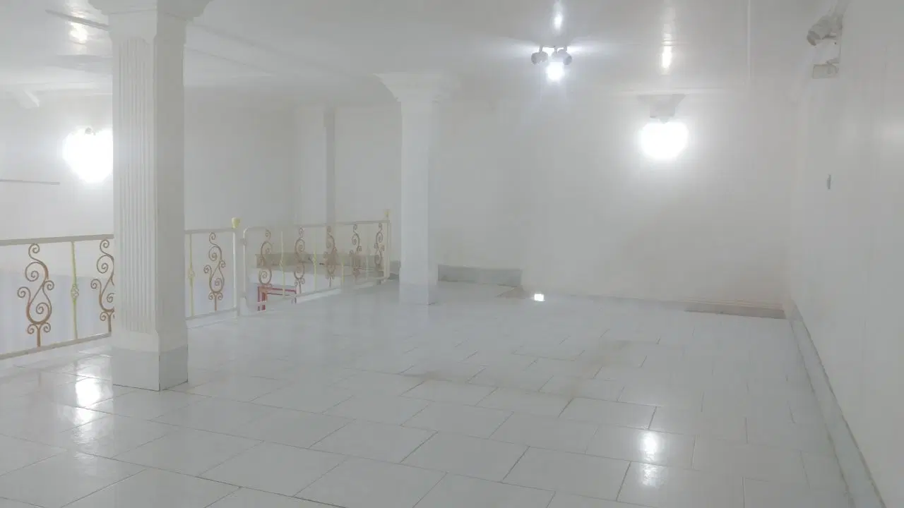 اجاره مغازه بزرگ وشیک خیابان مطهری غربی