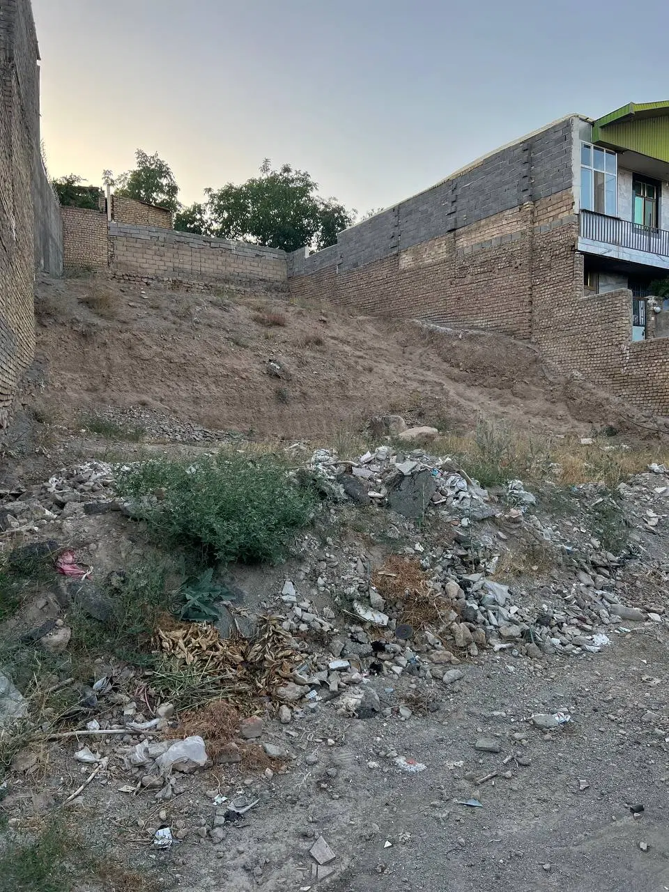 زمین داخل بافت با ویو ابدی در کوهپایه