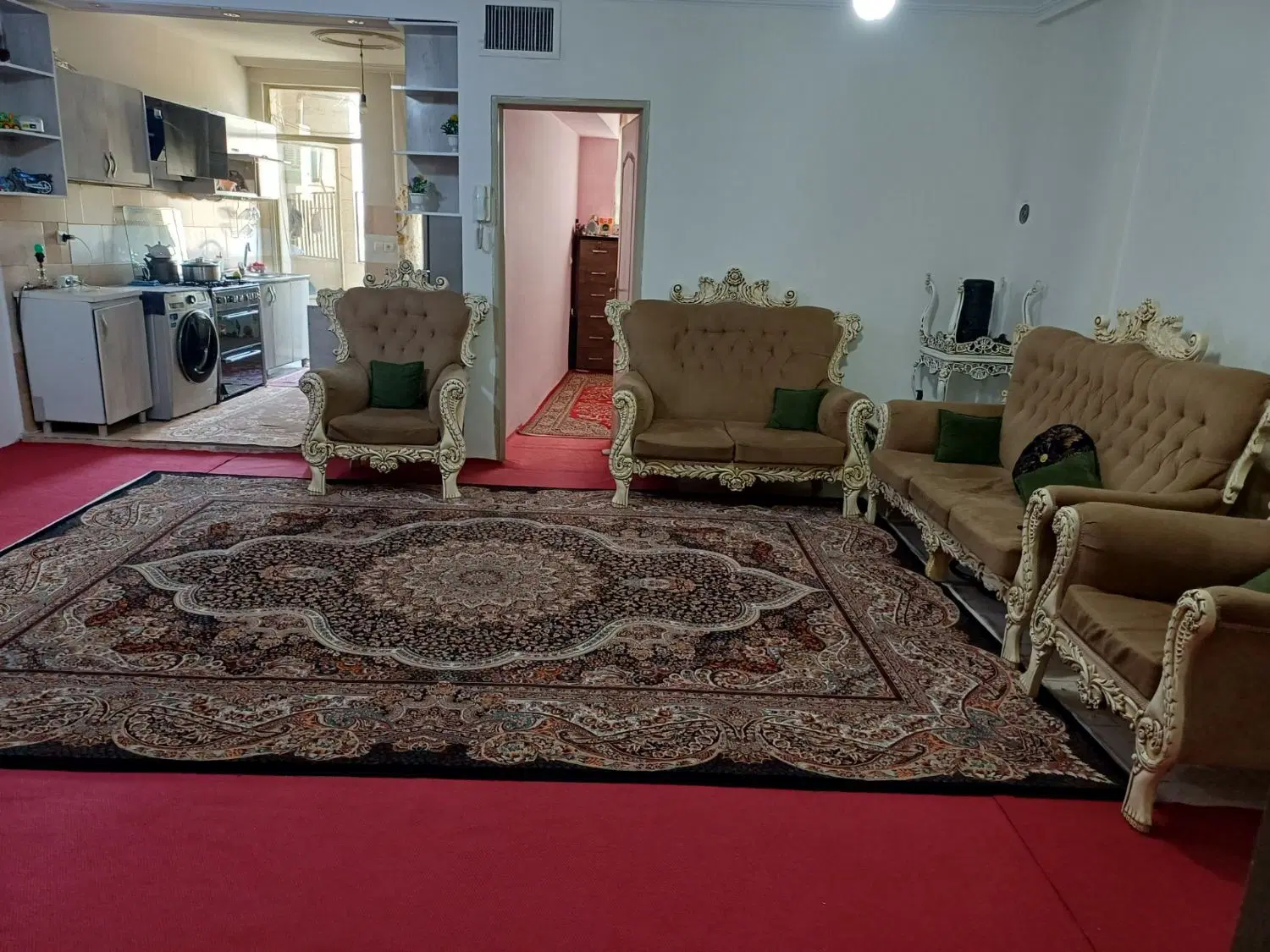 واحدیک خوابه طبقه چهارم روبه جلو۲واحده