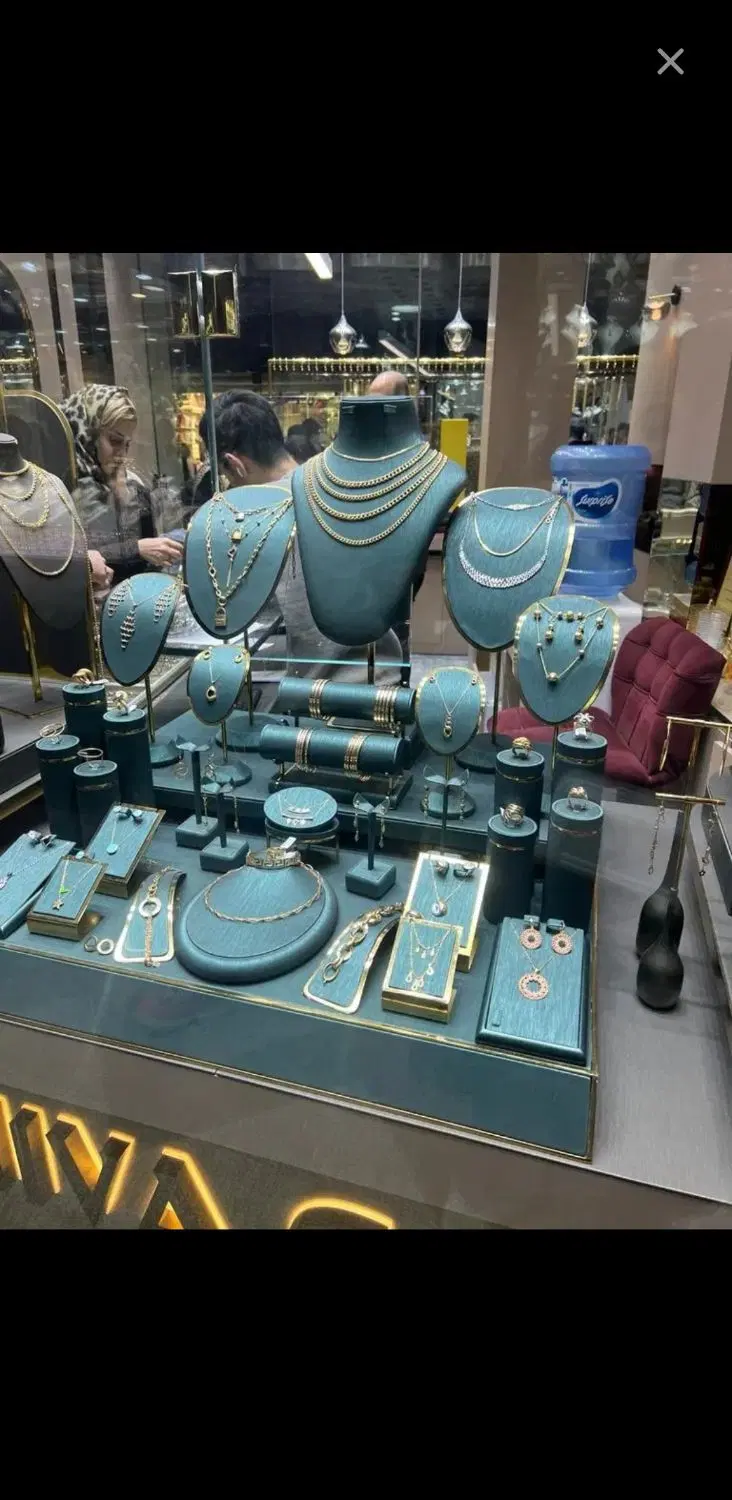 مغازه تک برگ سند و پارکینگ اختصاصی و پارکینگ مشتری