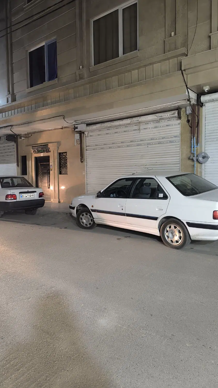 مغازه ابوطالب 30 متر