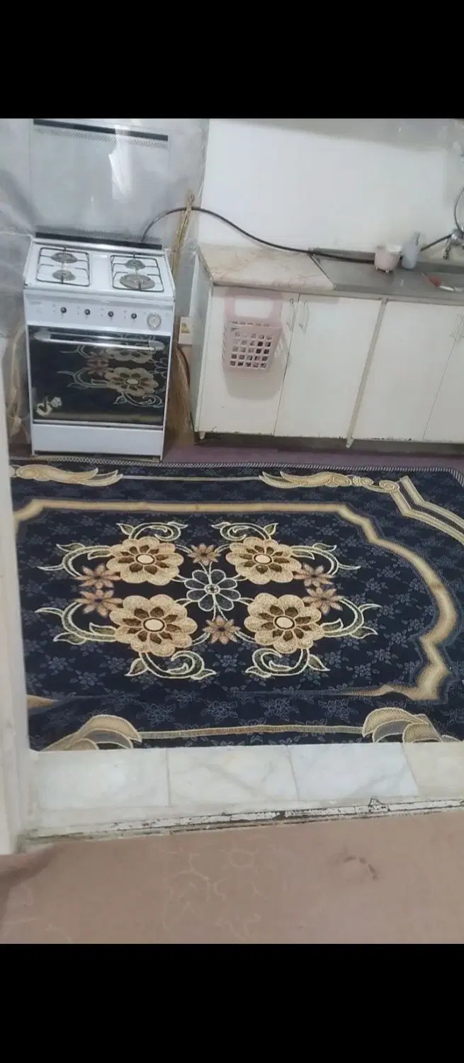 سوئیت45متری طبقه1بامالک بدون پارکینگ دراقبال20