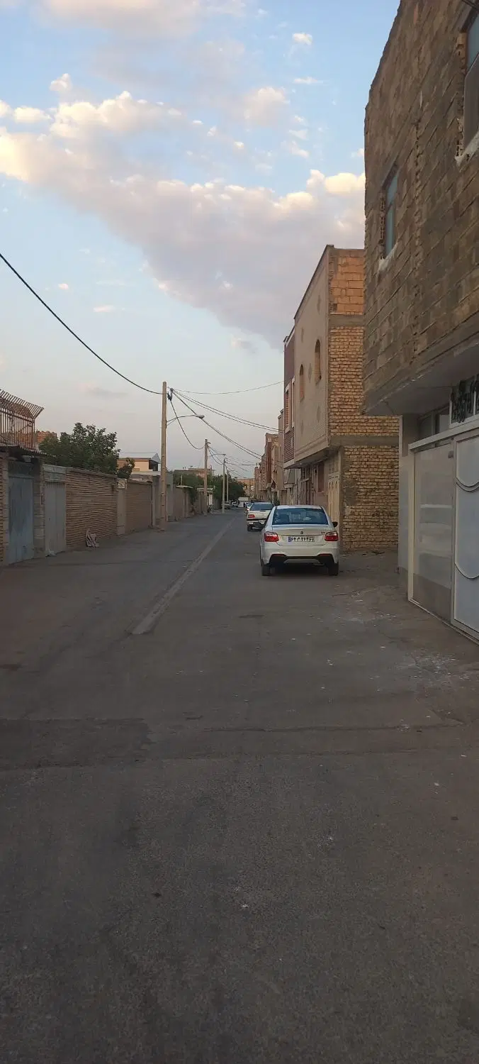 زمین ۱۵۲ متری شمالی آماده ب ساخت نجف آباد