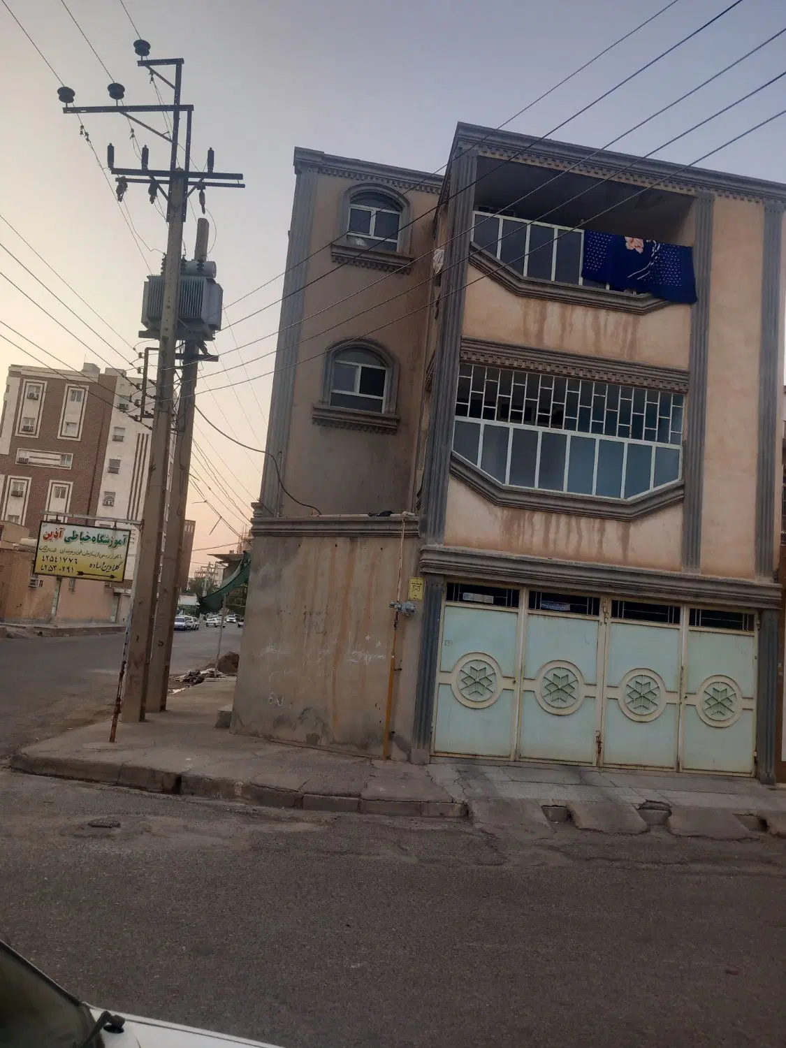 رهن لکس نقلی