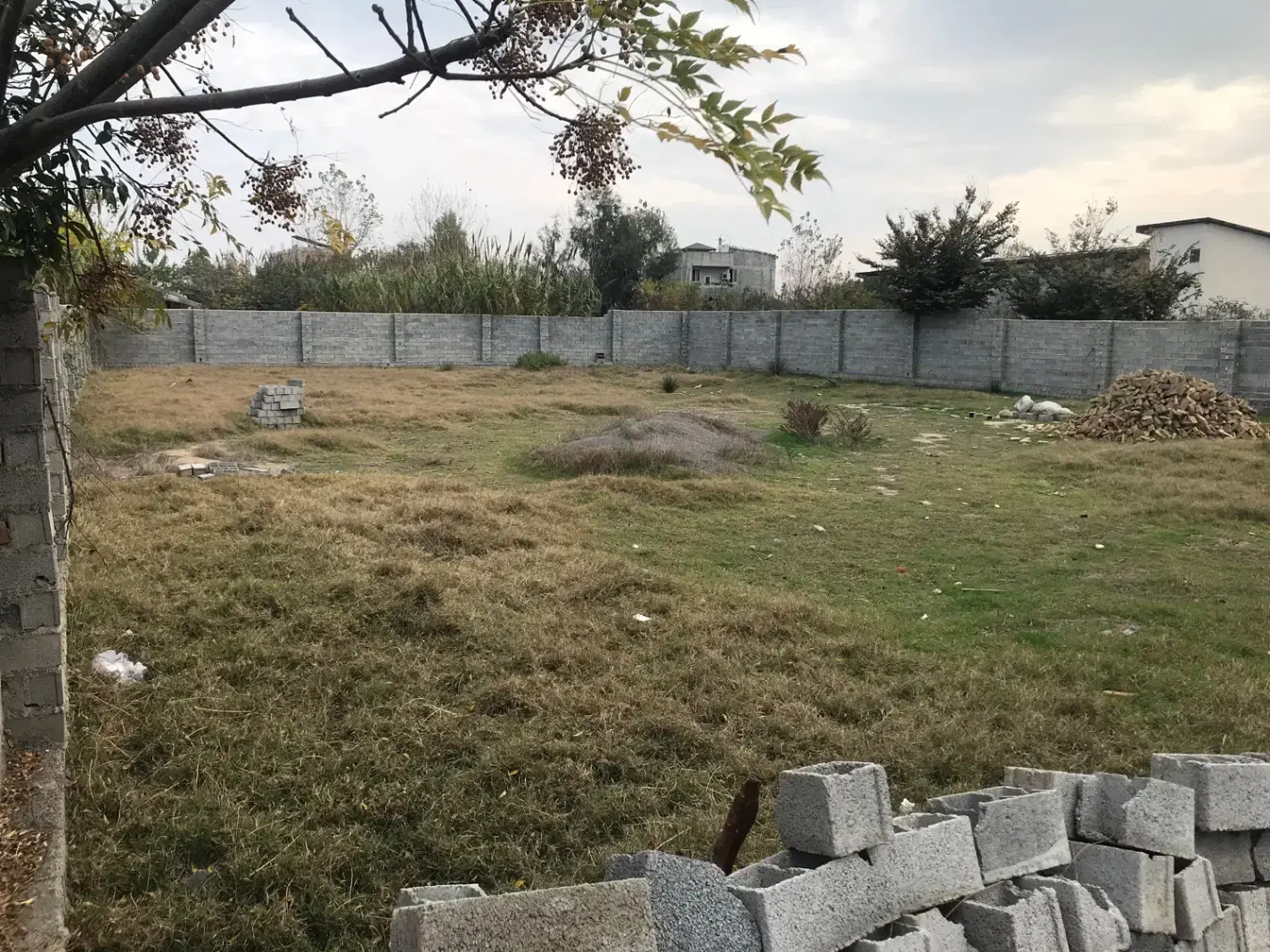 ۹۱۱ متر زمین مسکونی ساری گهرباران ولوجا سند ۶دانگ