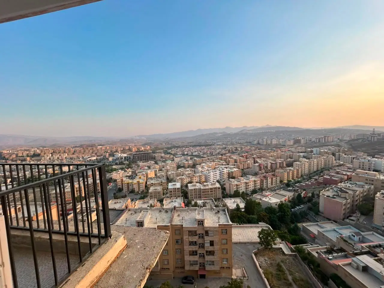 ۹۰ متر فاز۲ پردیس (پروژه پیش فروش)