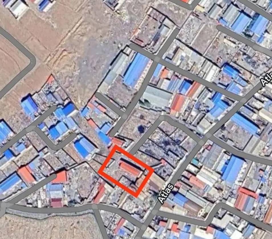 زمین کارگاهی با پروانه ساخت ۶۰%