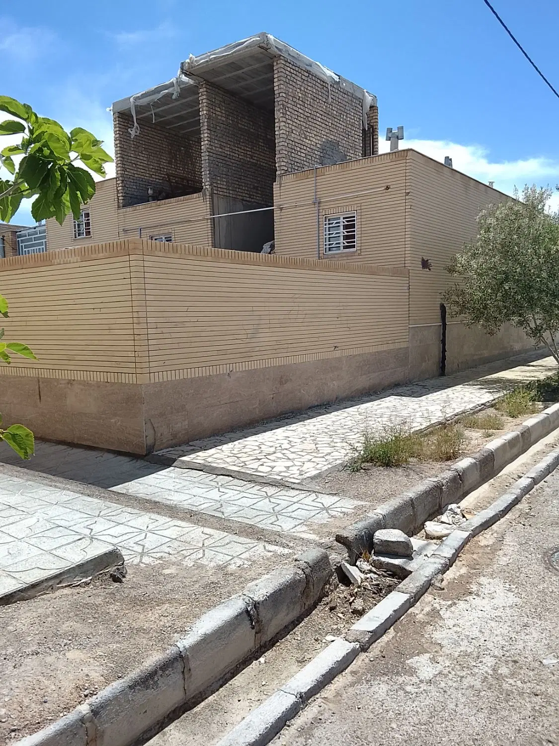 فروش منزل دونبش مسکن مهرگلشن غربی