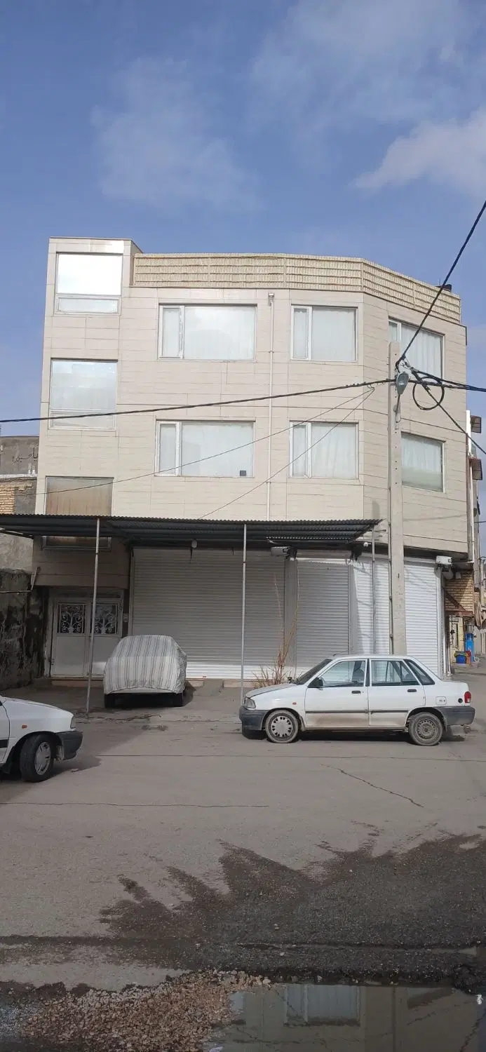 خانه ومغازه ۳طبقه