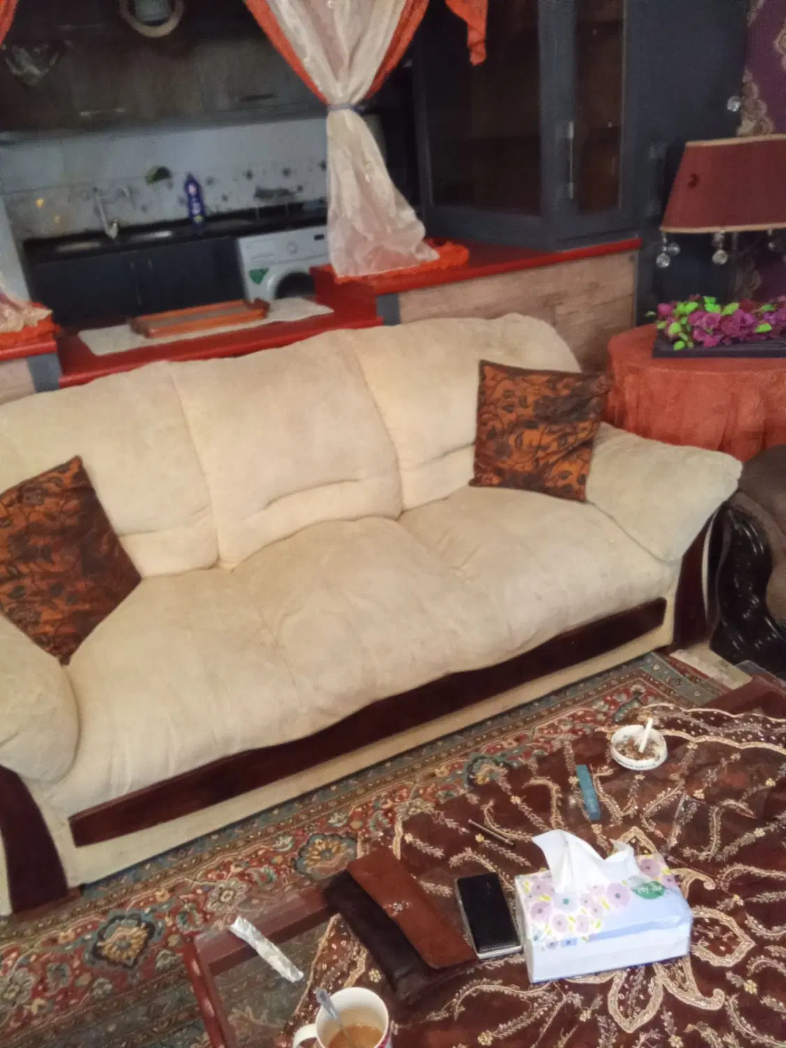 سوییت ساعتی در ولیعصر تبریز