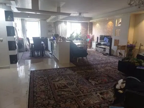 ۱۳۵متر _سه خواب_خبرنگار صادقیه