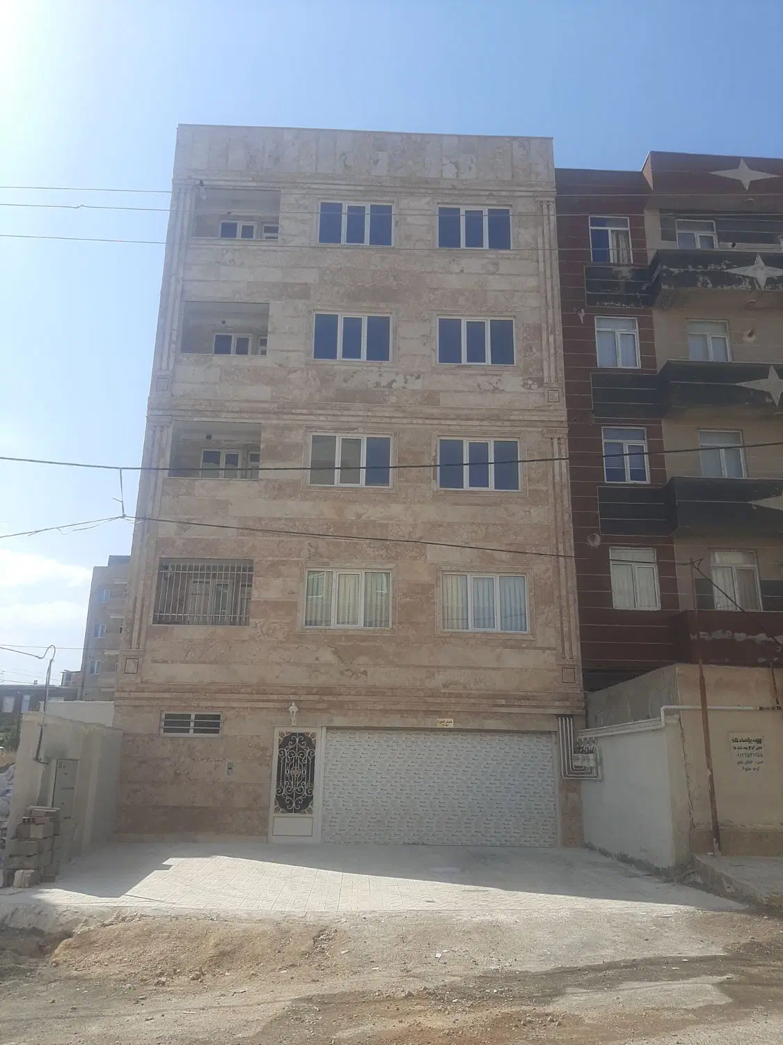 آپارتمان شهرک ولیعصرنمین