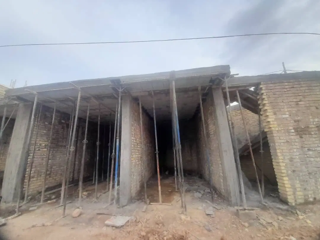 اسکلت قائم ۵ تجاری مسکونی