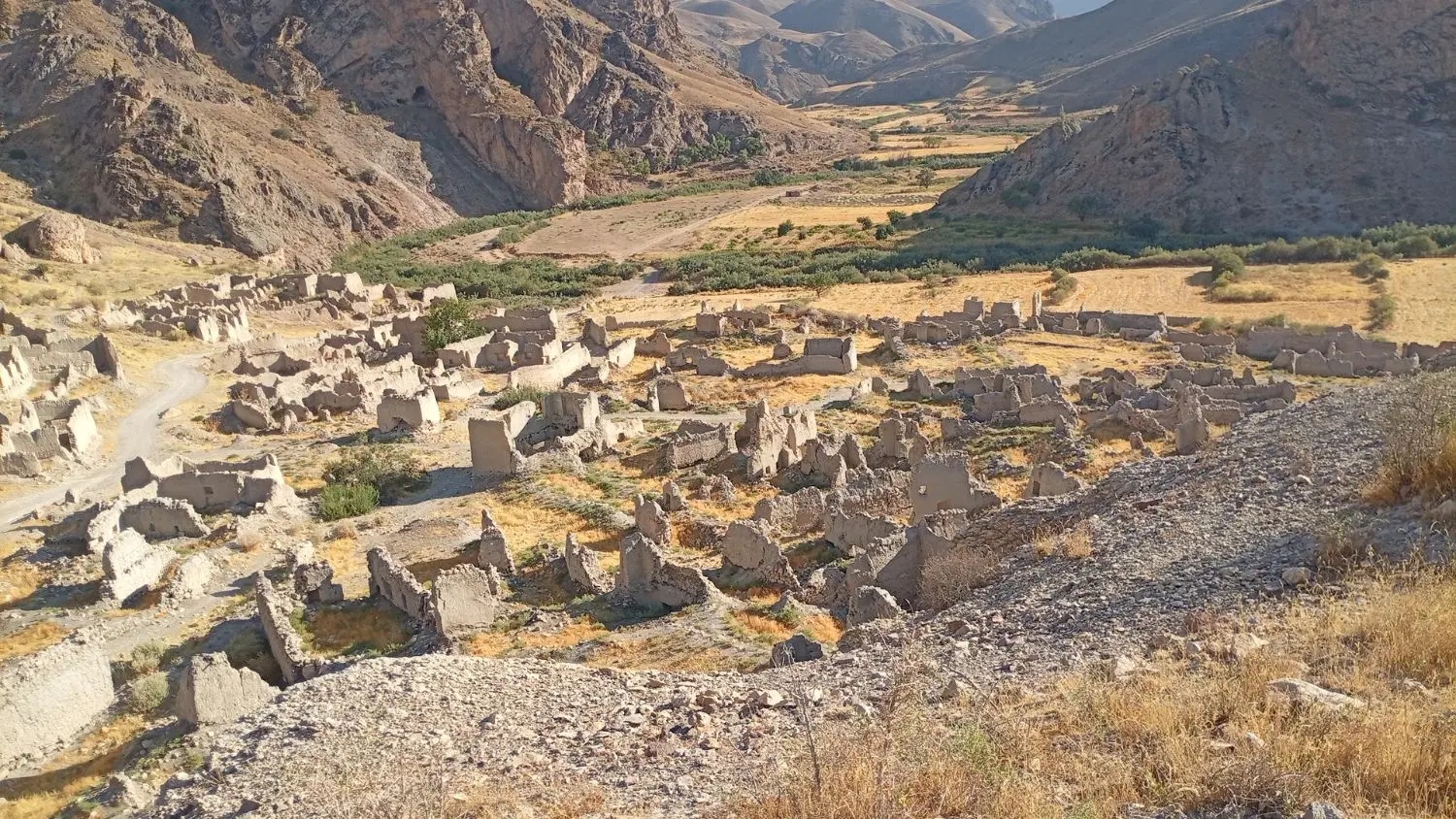 فروش یک قطعه زمین به مساحت 113 متر