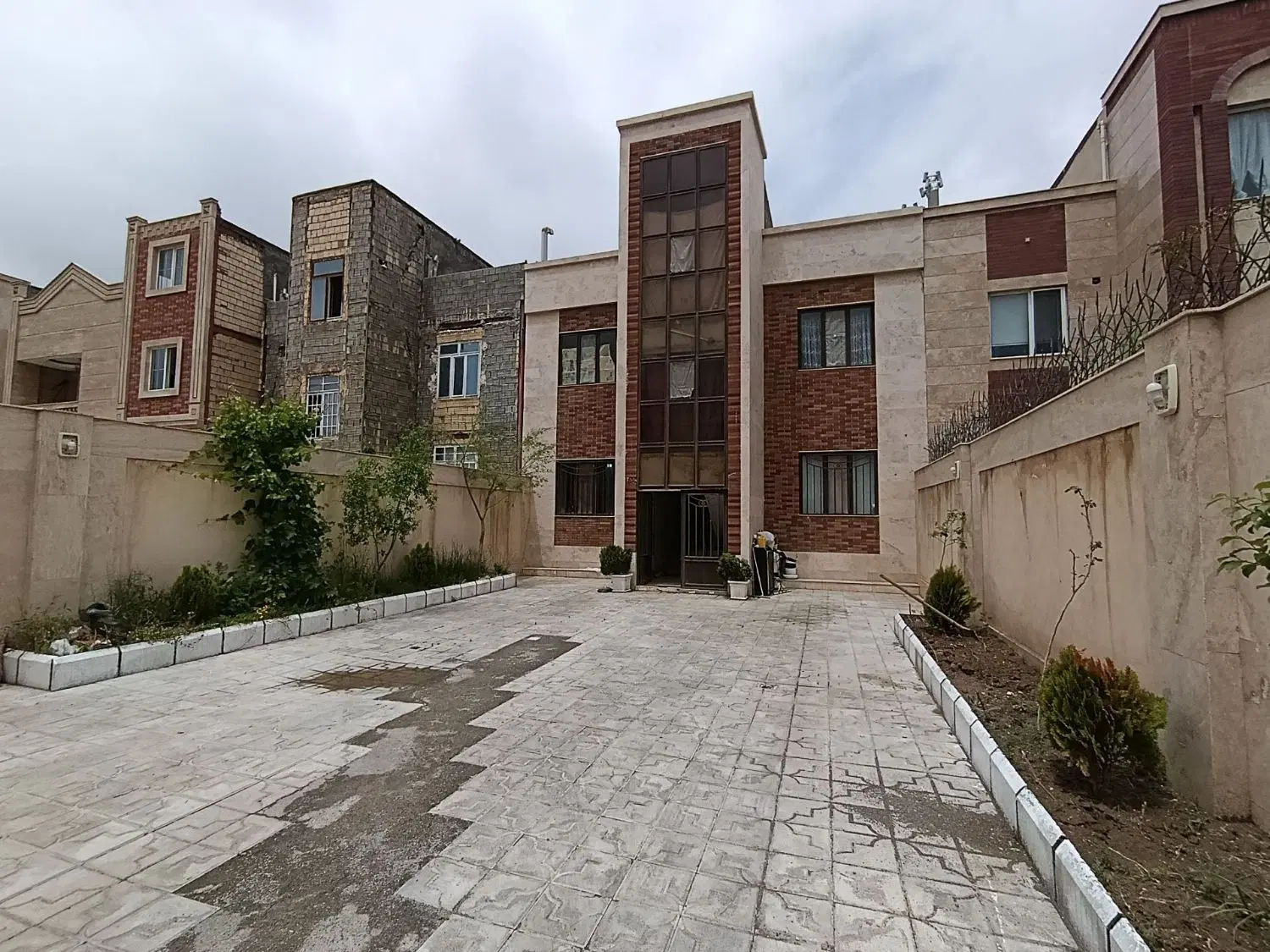 ویلایی دوطبقه فرصت مناسب