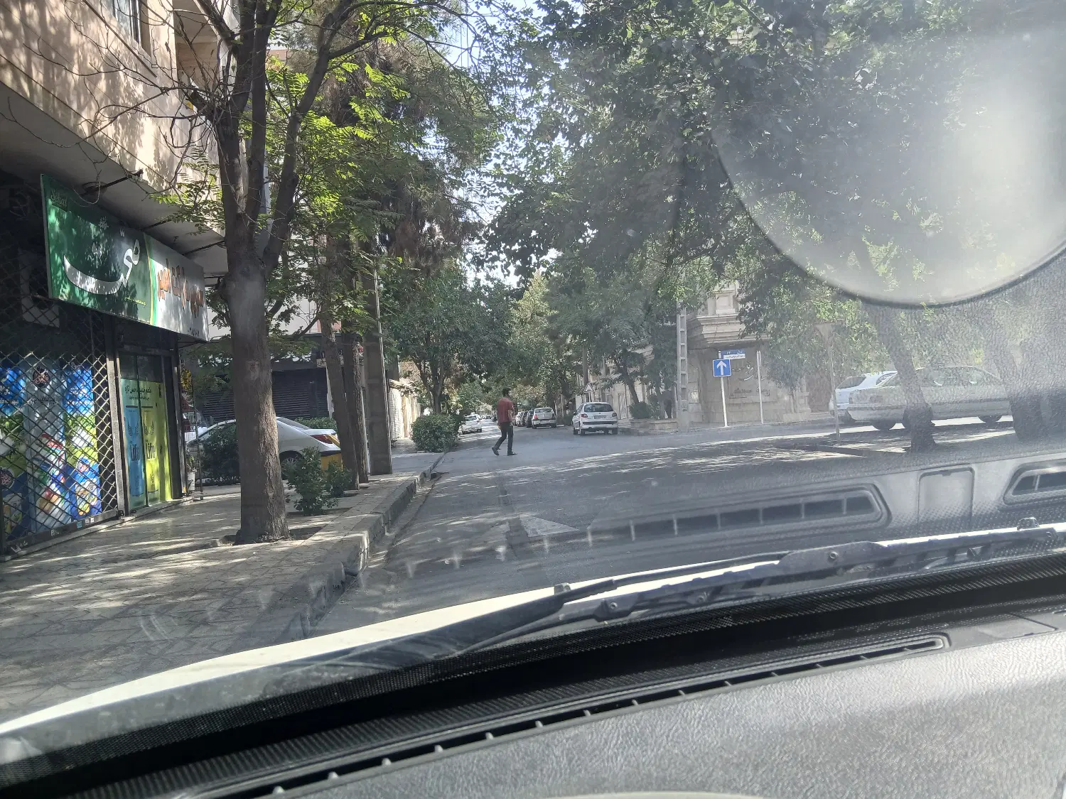 مغازه ۸۰متردر احمدآباد