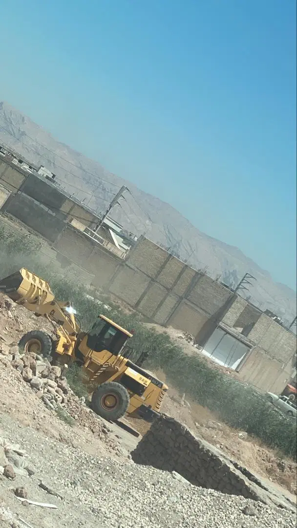 زمین ۸در ۲۳