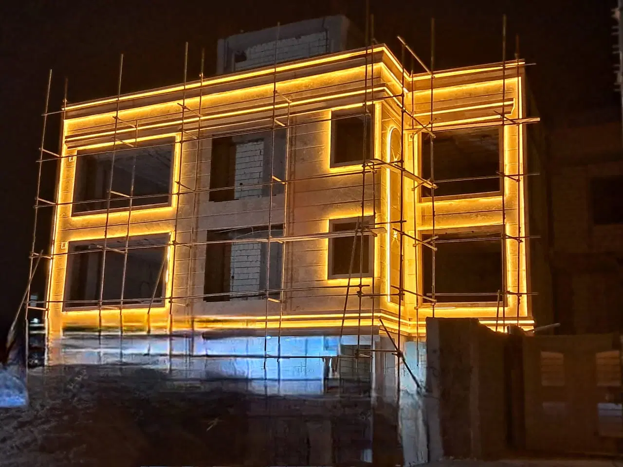 ویلایی 3 خواب نوساز صفر _ فاز یک _ صدرا