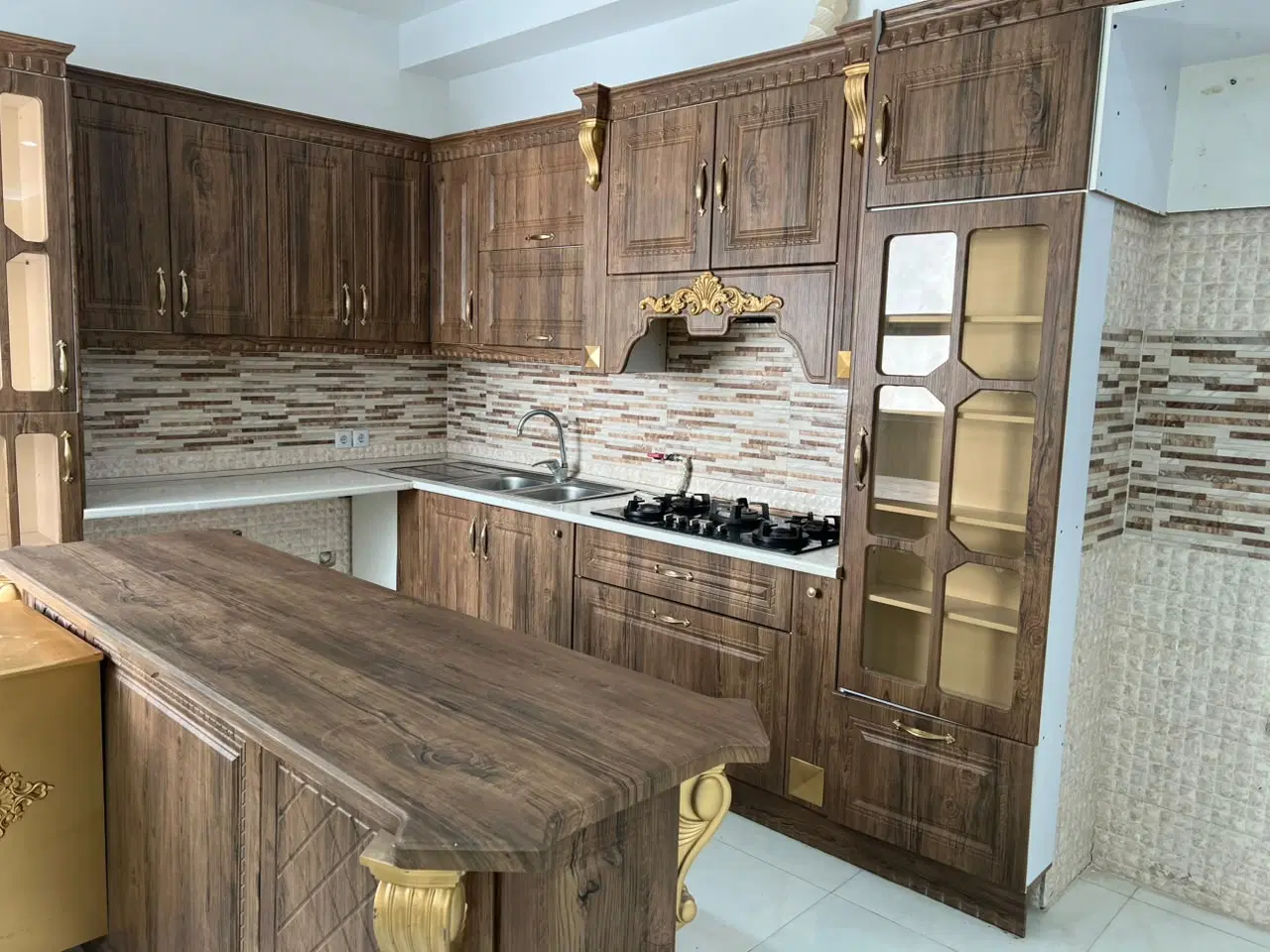 واحد ۸۹ متری_ شاخه