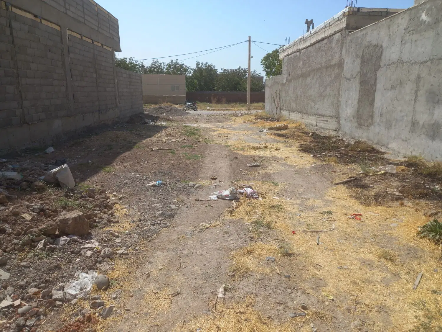 زمین مسکونی ۲۰۲ متر در طالبخان