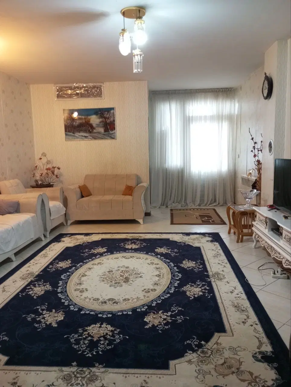 رهن واجاره ۹۰ متری فرهیختگان