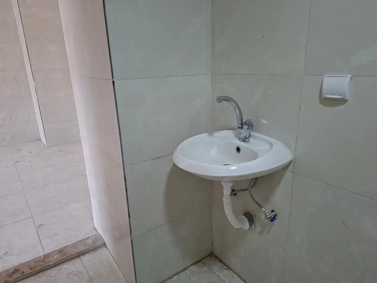 اجاره مغازه در خ گلچین غربی