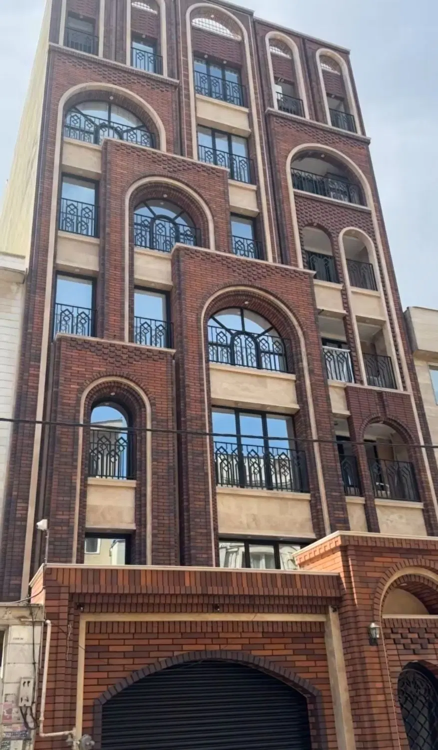 آپارتمان ۳ خواب ۱۶۵ متر صنعتگر