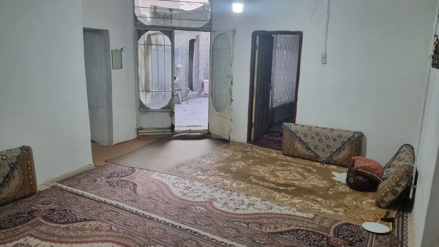 فردش ویلایی کلنگی خیابان کشاورز