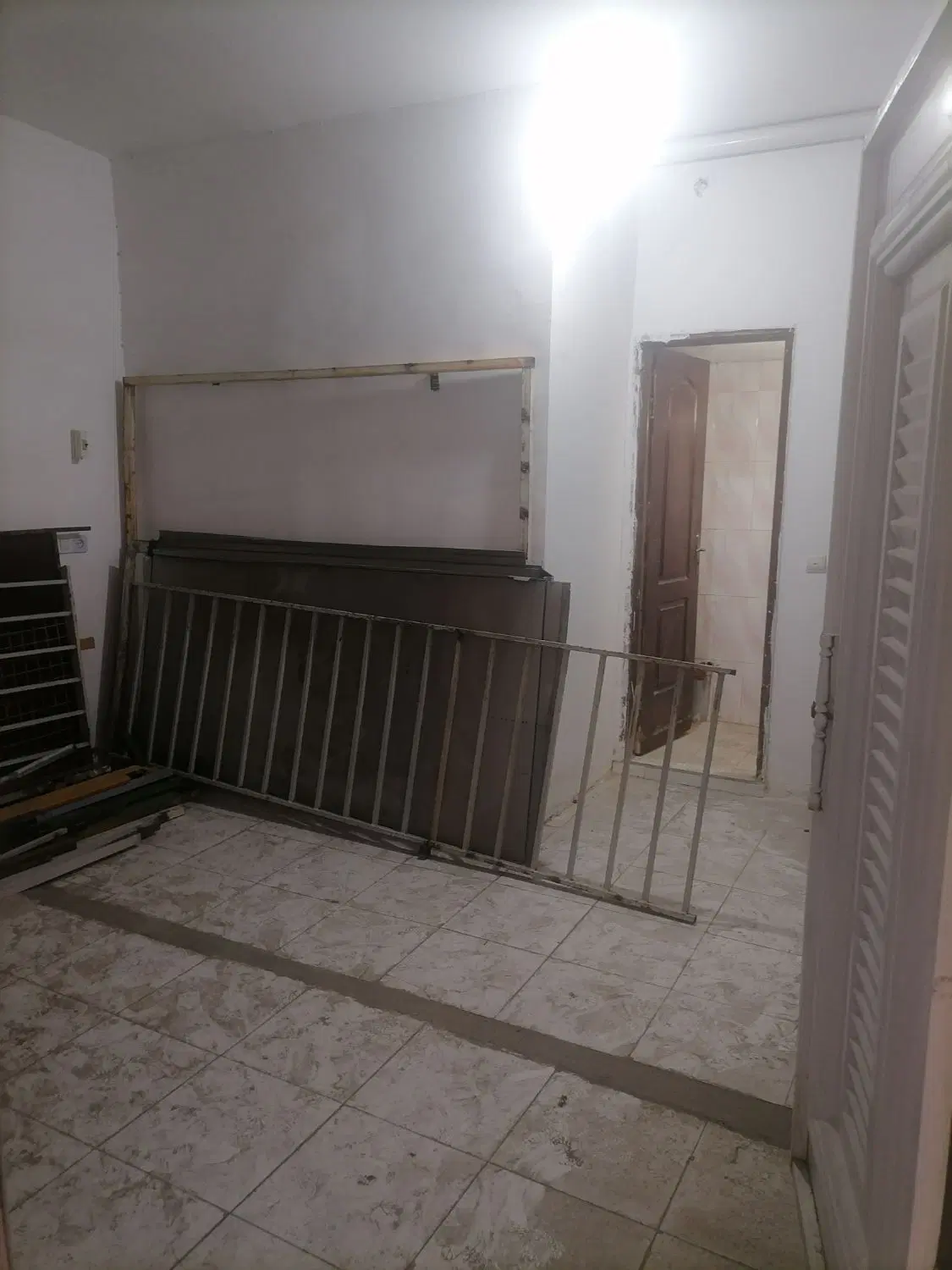 یک باب مغازه 20متری