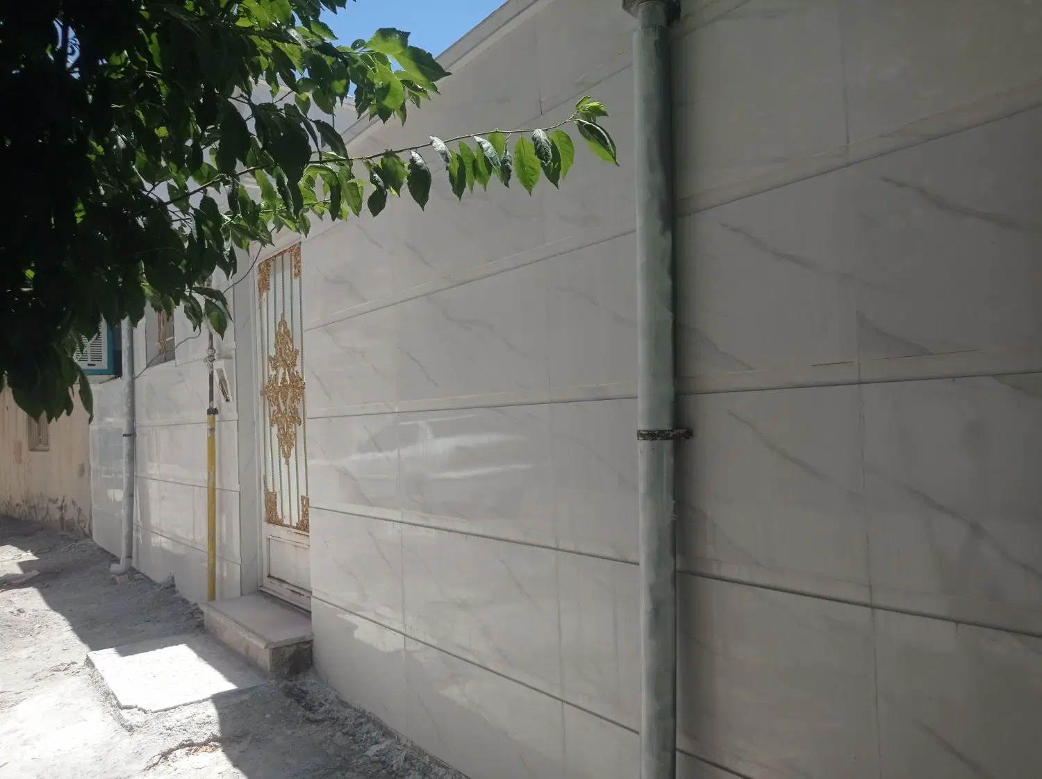 خونه زمینی در مرکز شهر