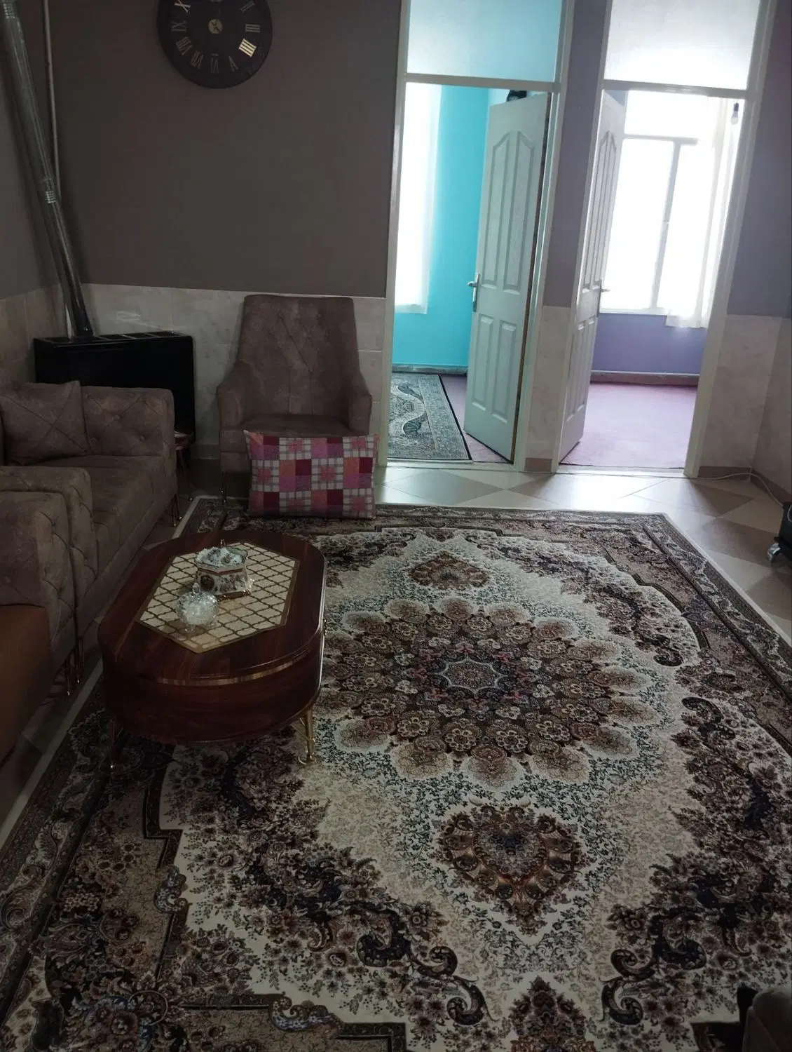 سلام یک واحد آپارتمان حدود ۹۰ متر