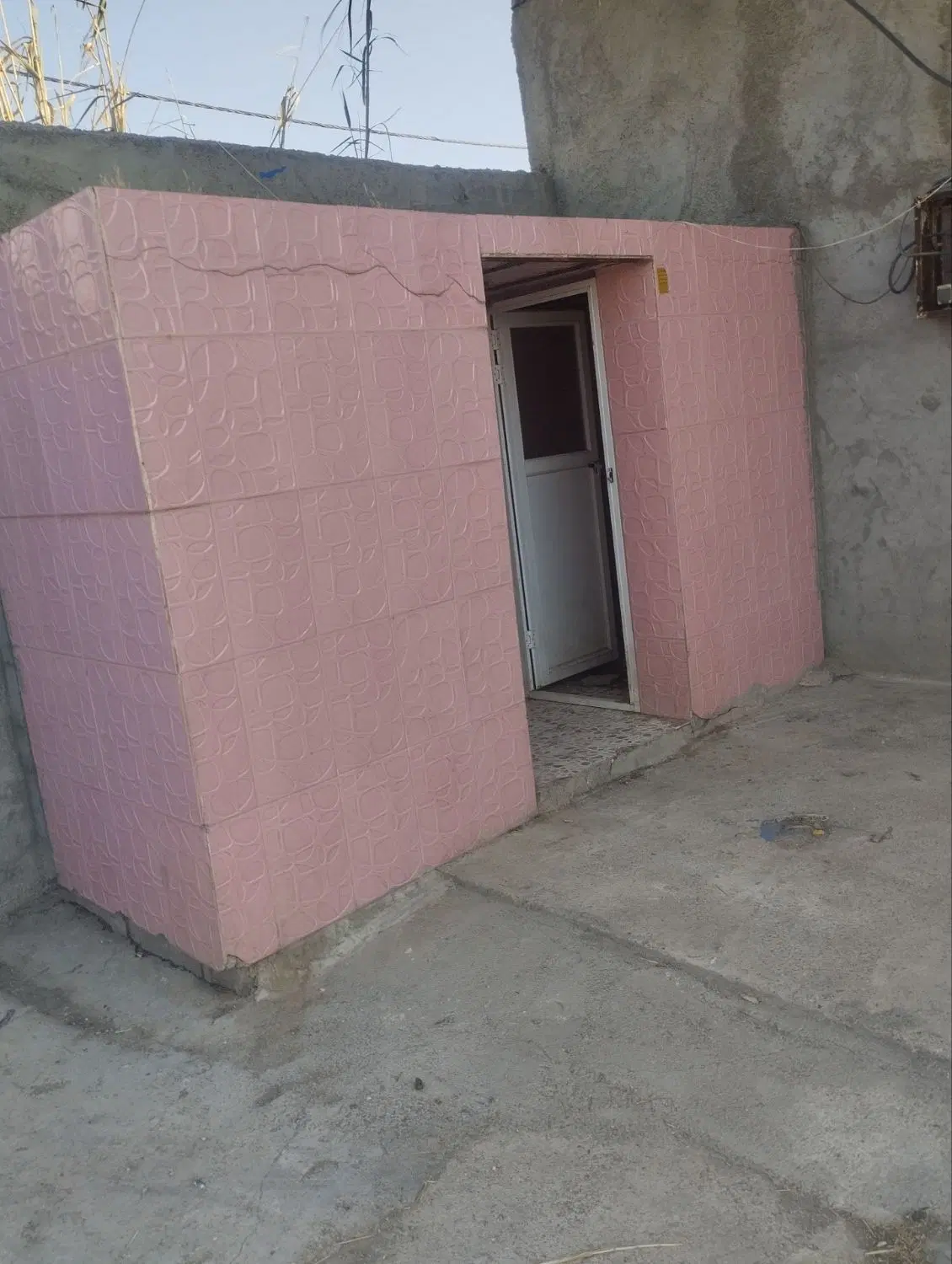فروش یک واحد گاوداری