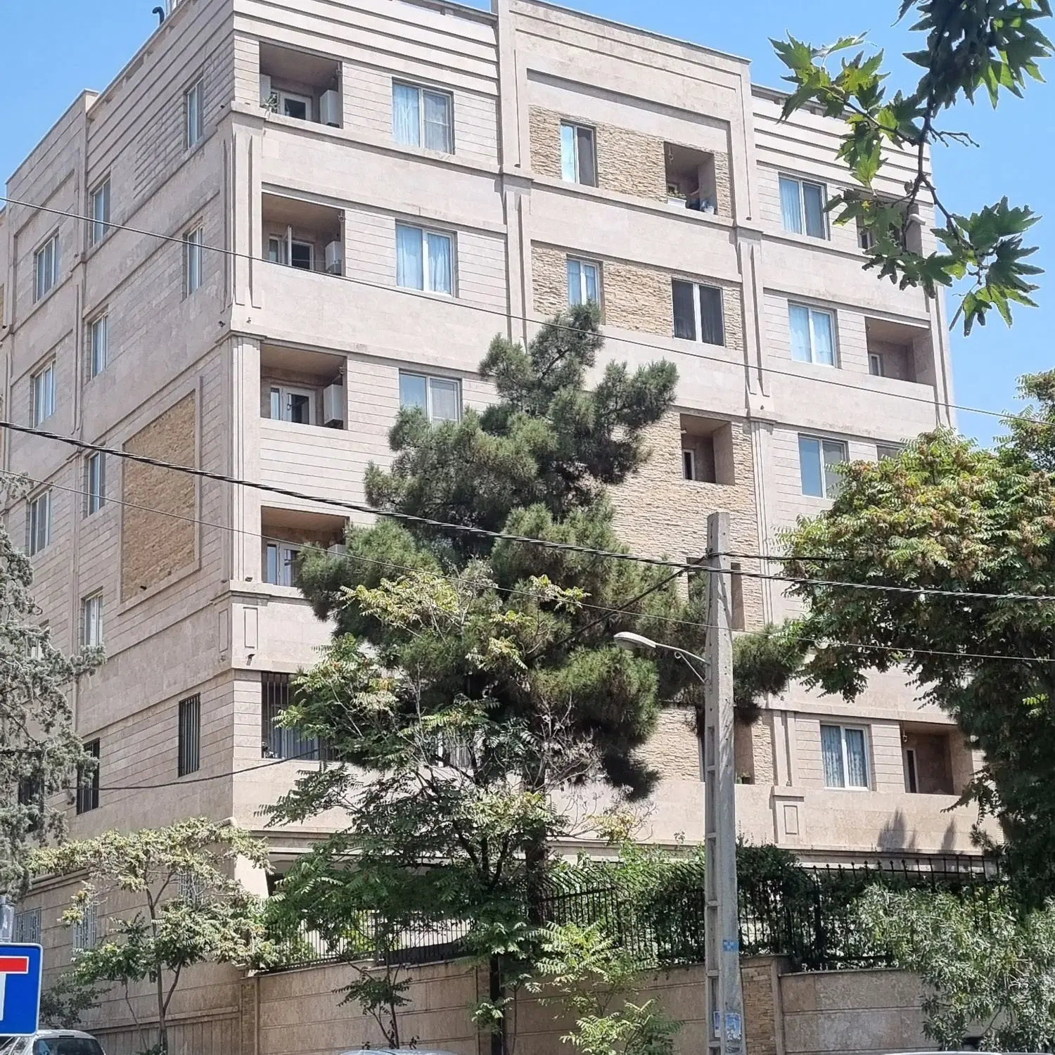 ۶۰متر یکخوابه فول سه بر شاهین شمالی