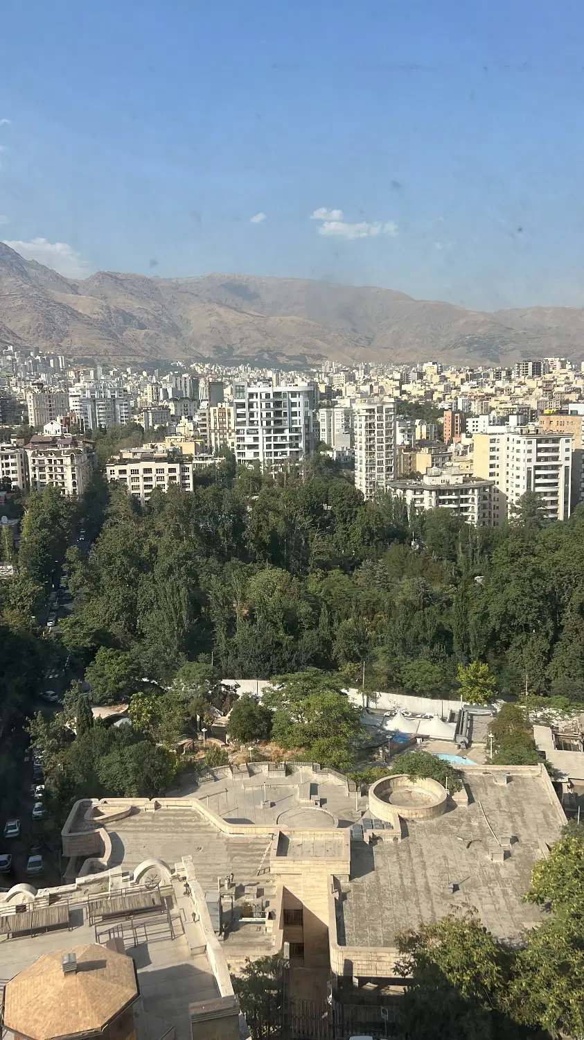 پنج هزار متر کلنگی با جواز برج شهرک غرب