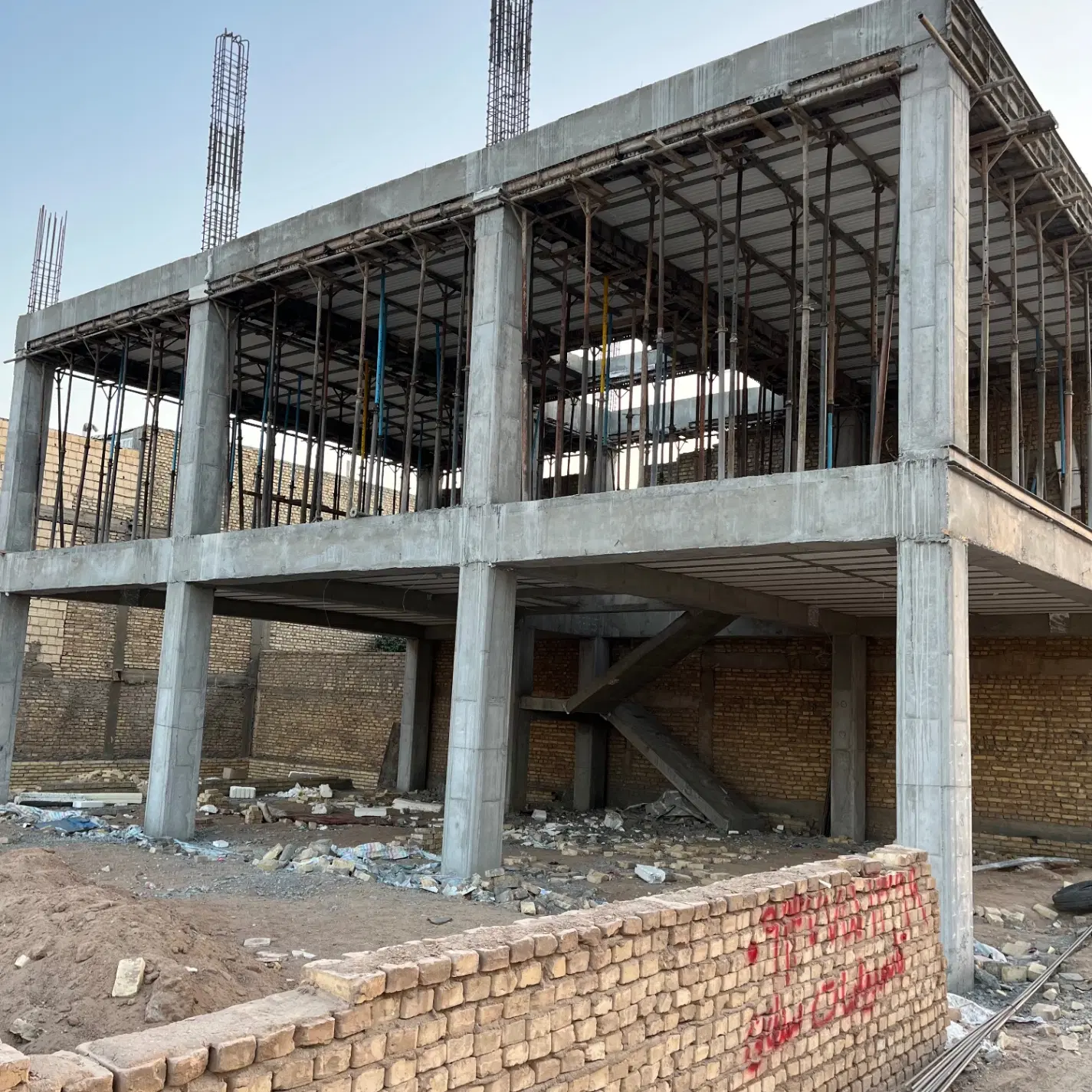فروش زمین نیمه ساز