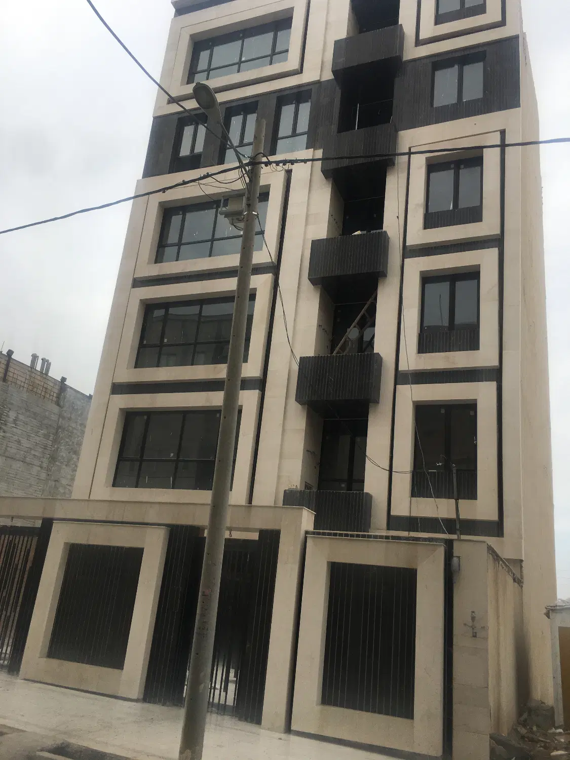 پیش فروش ۸۰ متری