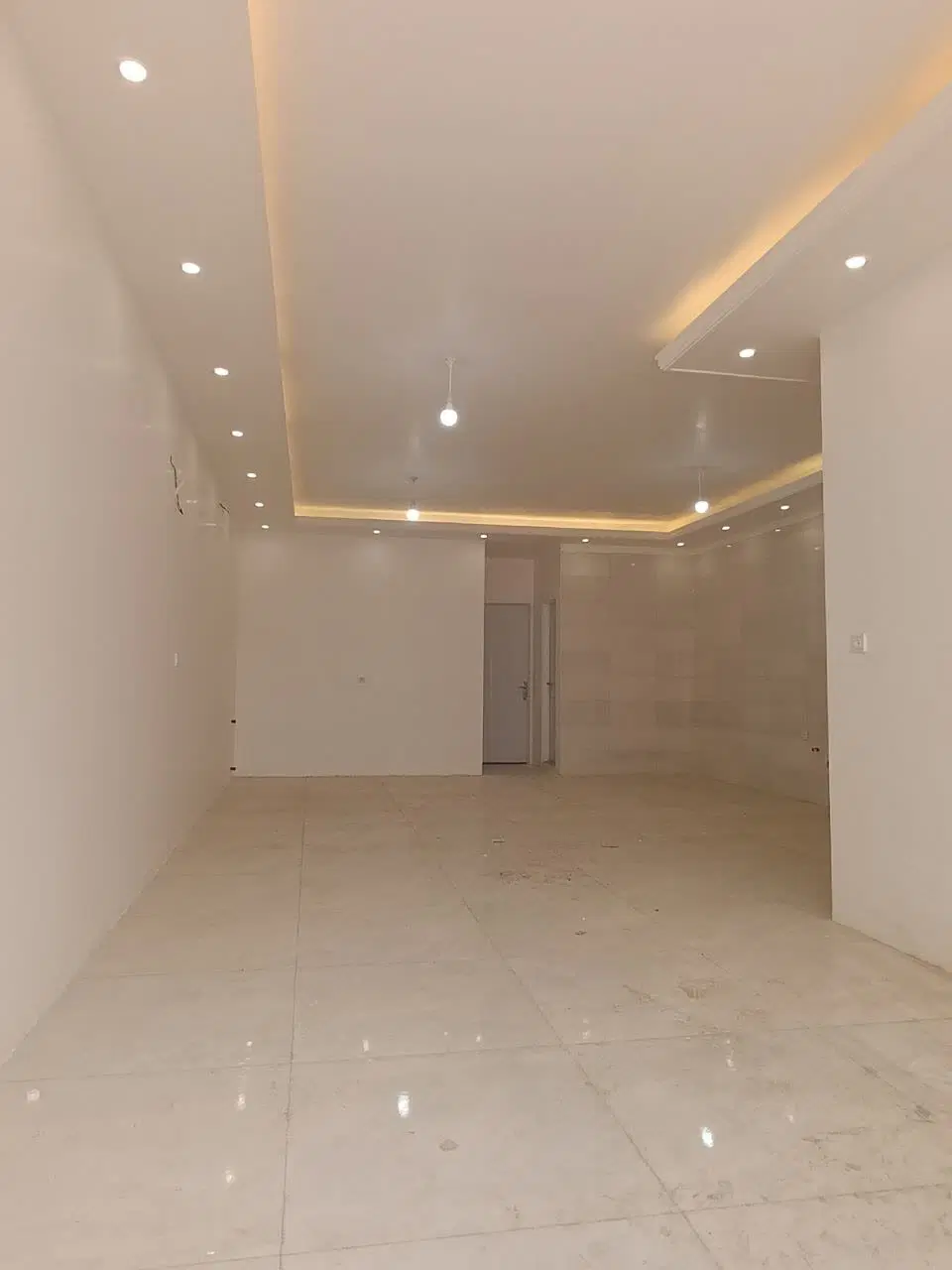 منزل ویلایی همکف وطبقه اول