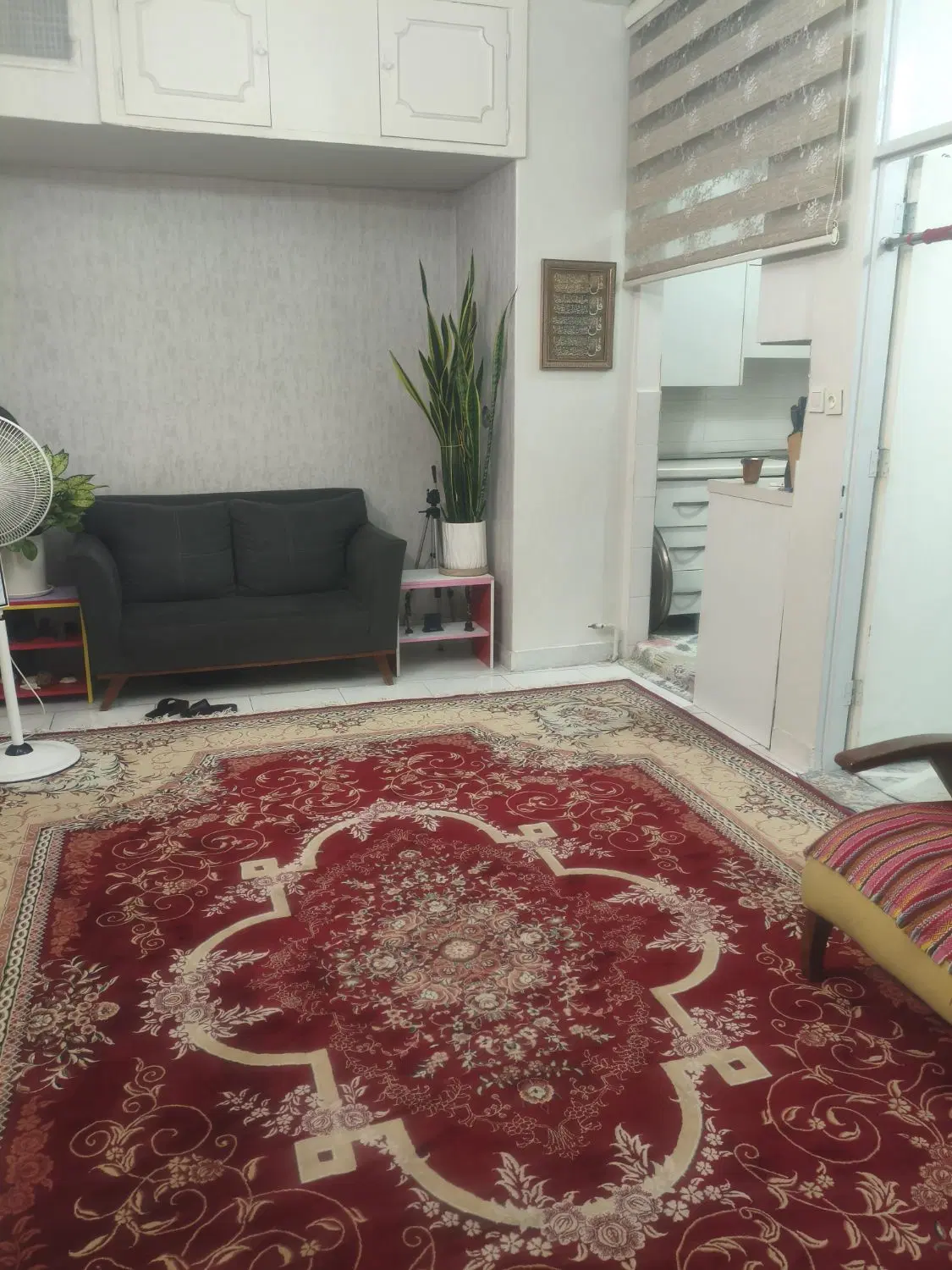 ۴۰ متر  نارمک طبقه اول