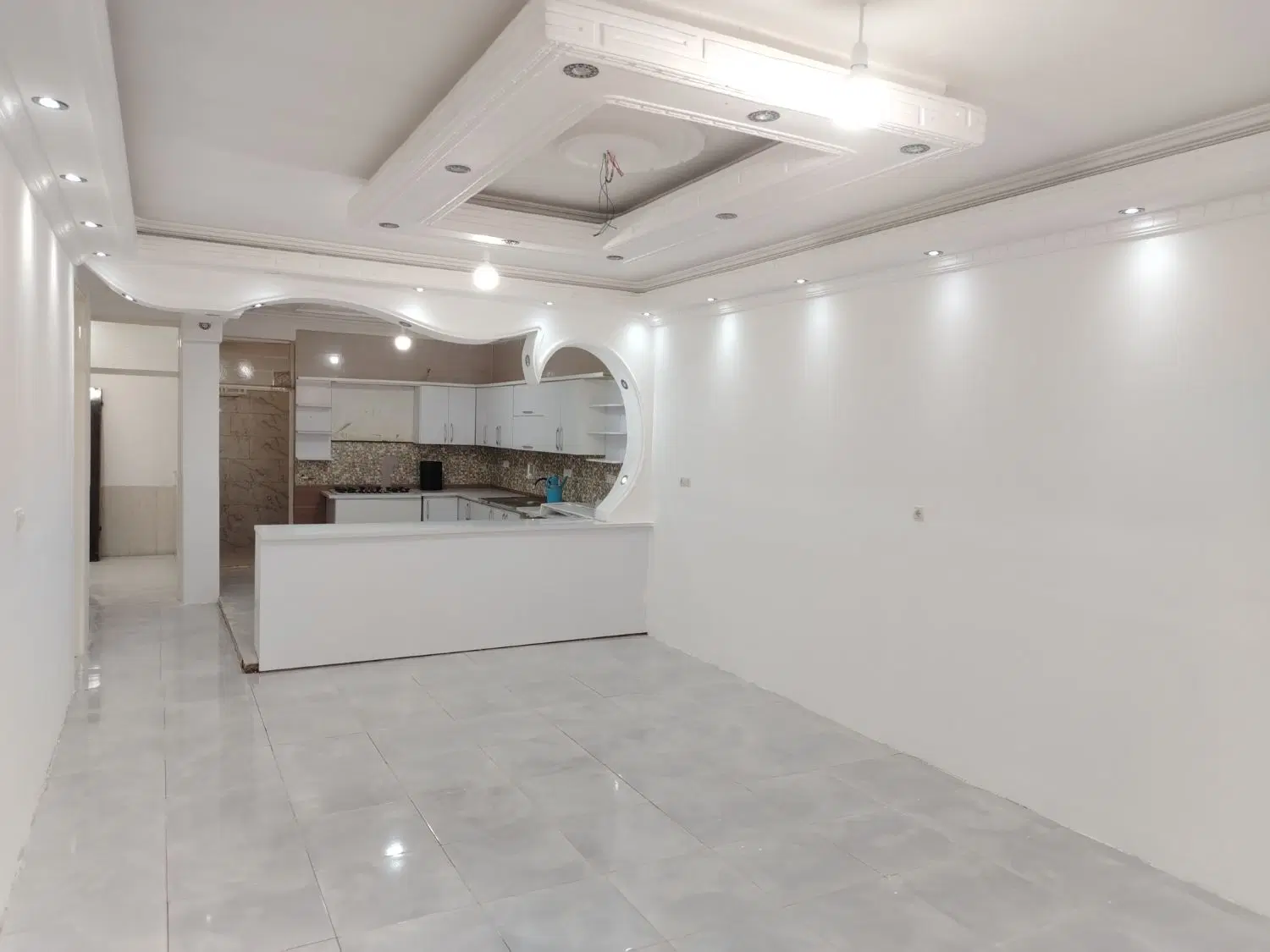 فروش یک باب خانه مسکونی