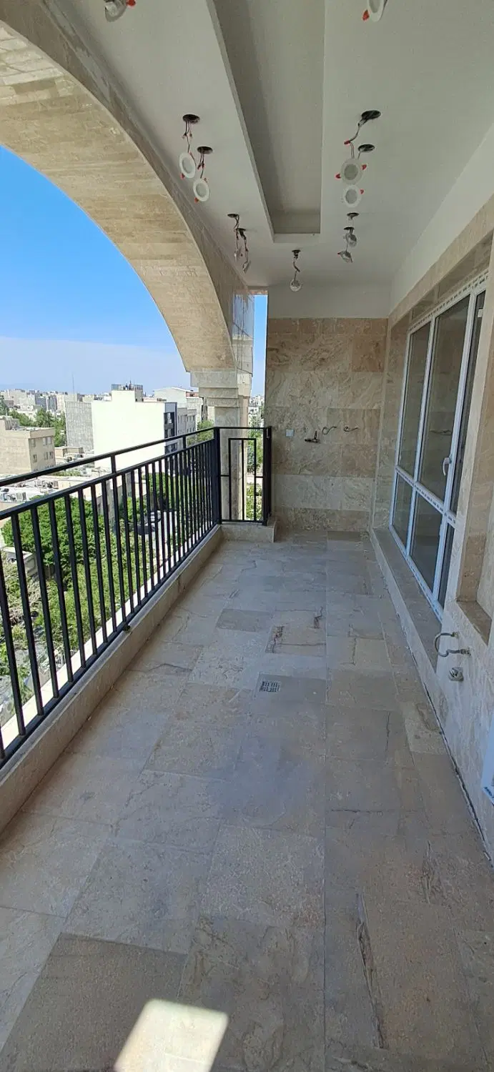 ۱۳۸ متر منظریه