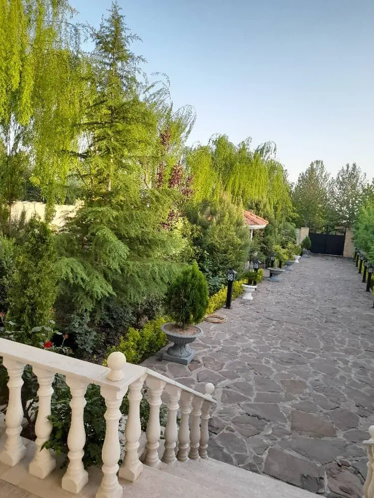 زمین داخل شهرک با مجوز ساخت .کنتور برق کنتور اب