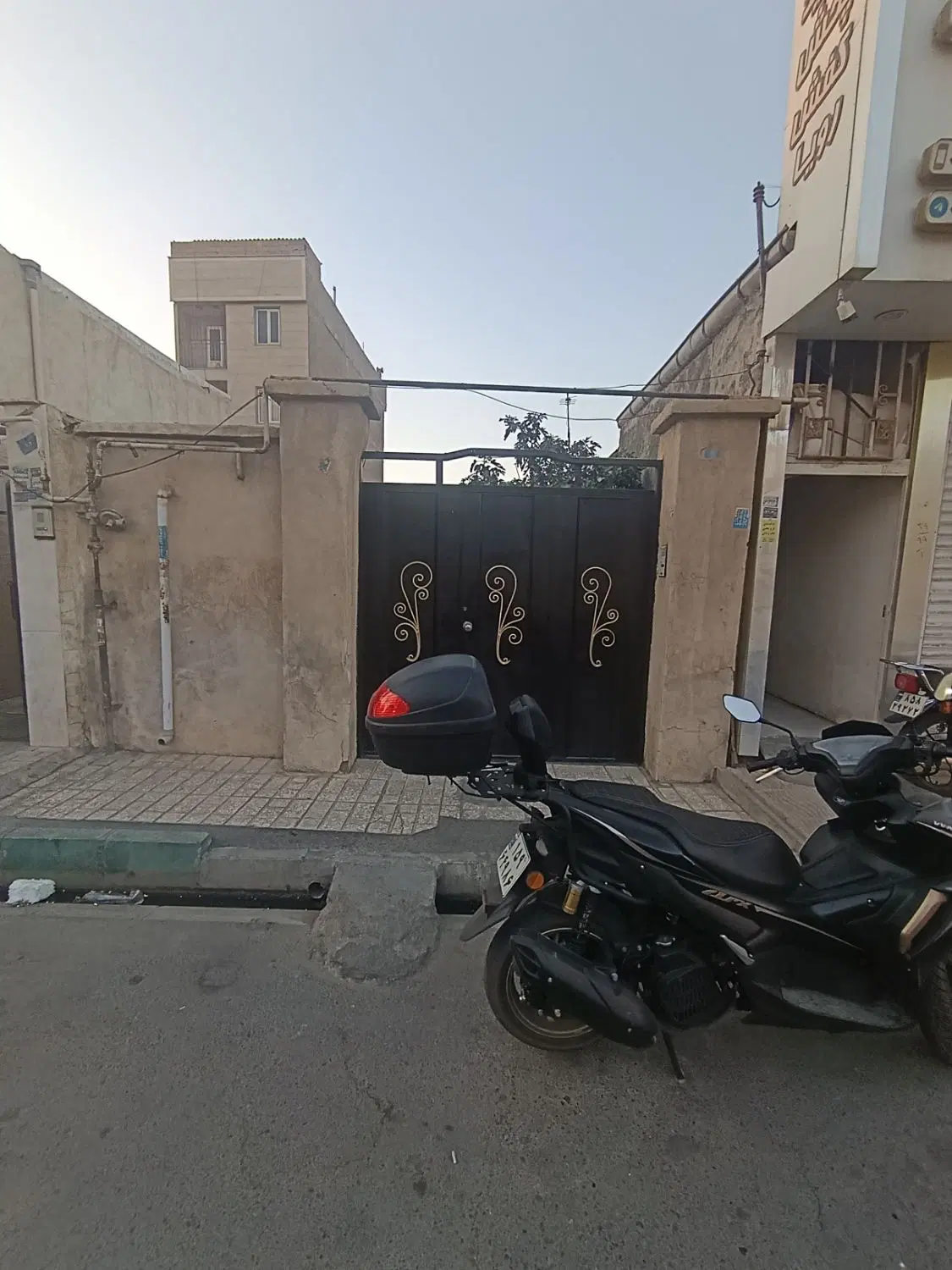 اجاره ۱۰۰ متر ویلایی بحر خیابان شهرک توحید